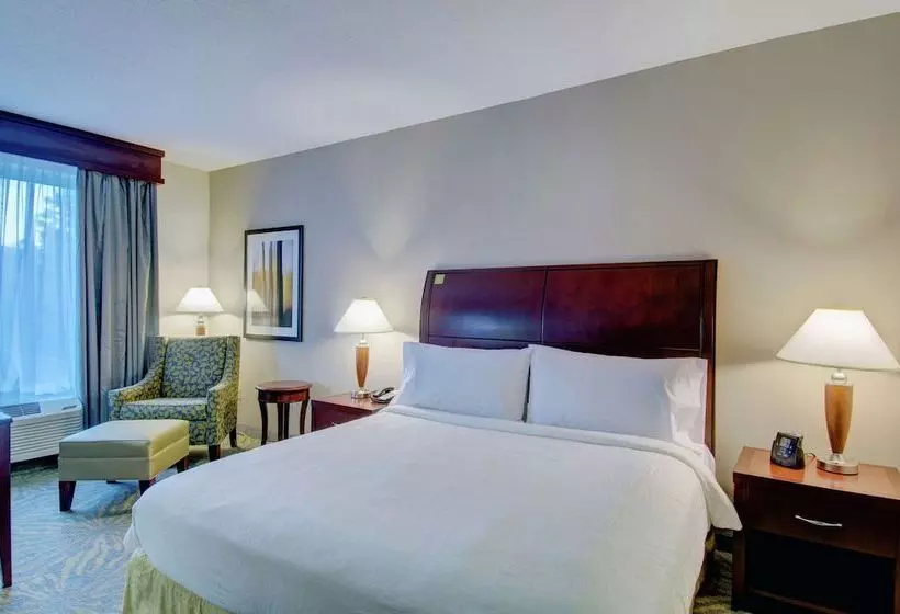 スタンダードルーム, Hilton Garden Inn Norwalk