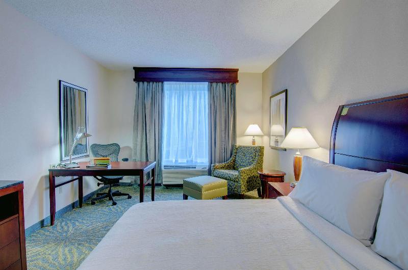 غرفة قياسية سرير كينج, Hilton Garden Inn Norwalk