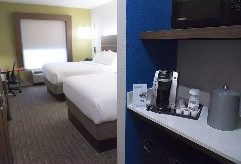 سوییت, Holiday Inn Express & Suites Alexandria, An Ihg
