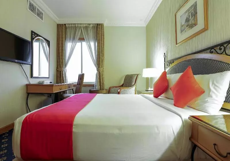 سوئیت با تخت بزرگ, Holiday Inn Express Hotel & Suites Greensboro East, An Ihg