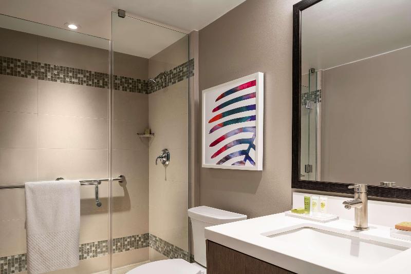 جناح سرير كينج, Holiday Inn Express Hotel And Suites Athens, An Ihg