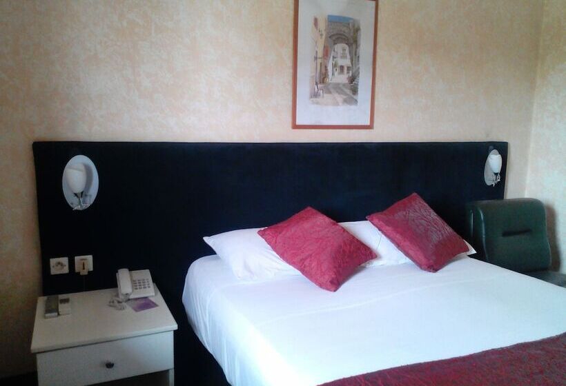 اتاق استاندارد با چشمانداز شهر, Le Relais