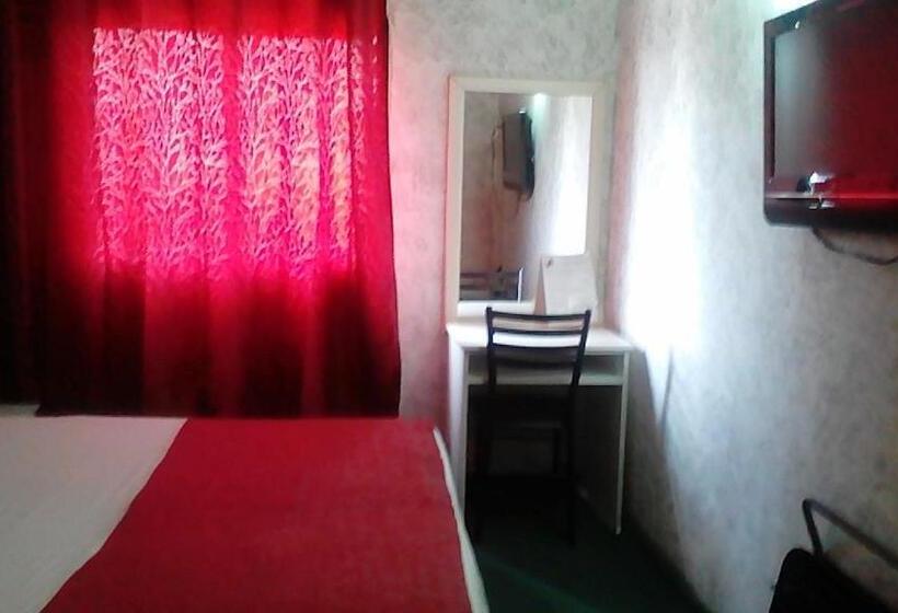 اتاق استاندارد, Le Relais