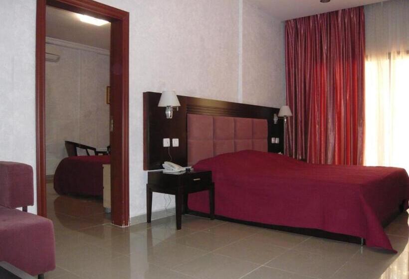 استودیو استاندارد با چشمانداز استخر, Le Relais