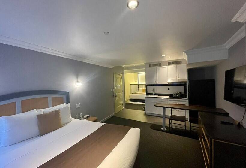 디럭스 룸, Mulberry