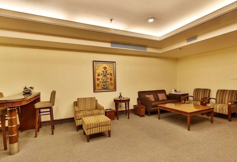 سوییت لوکس, Regenta Central Klassik