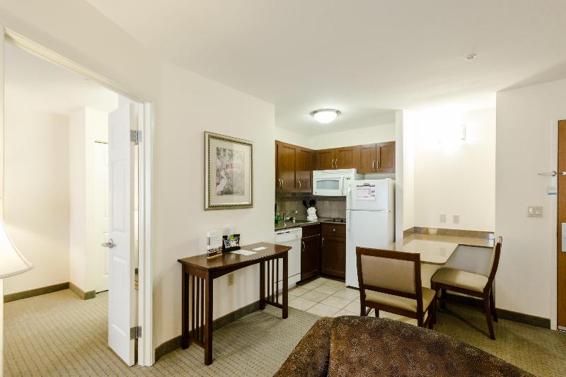 Suite 2 Camere da Letto, Staybridge Suites Austin Airport, An Ihg