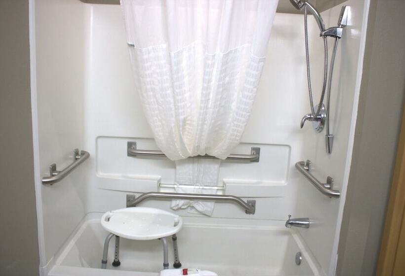 장애인을 위한 스탠다드 룸, Super 8 By Wyndham Rainsville