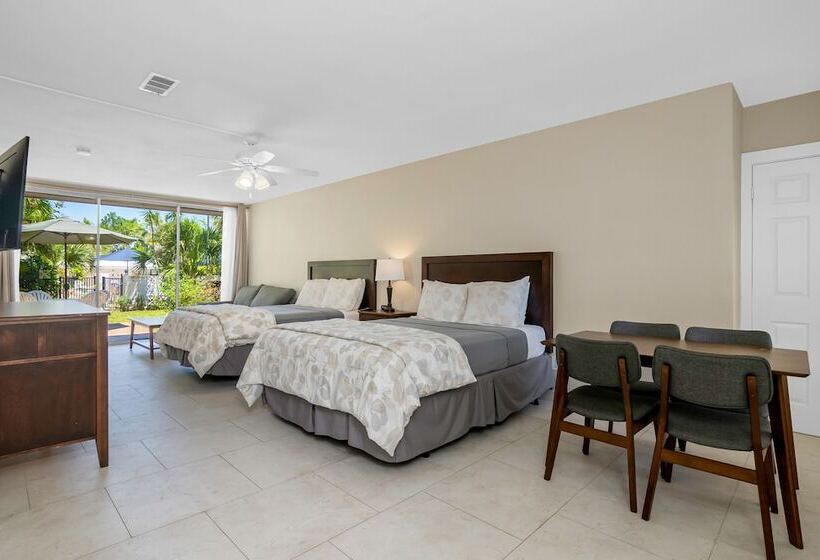 Номер Deluxe, The Fairways Inn Of Naples