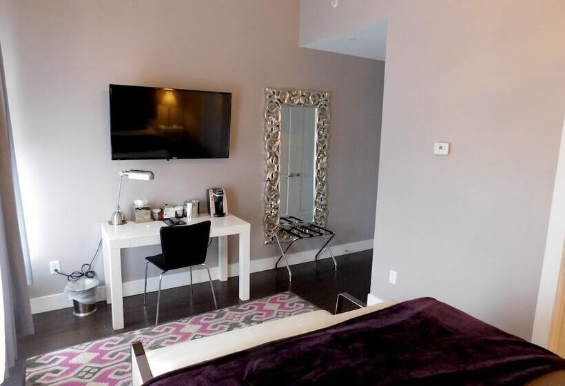 חדר דלוקס, The Gould