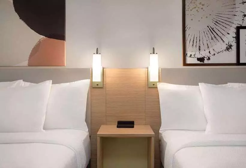 اتاق استاندارد, The Skirvin Hilton Oklahoma City