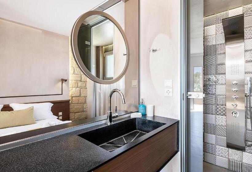 Полулюкс Вид на Море, Kavos Hotel & Suites