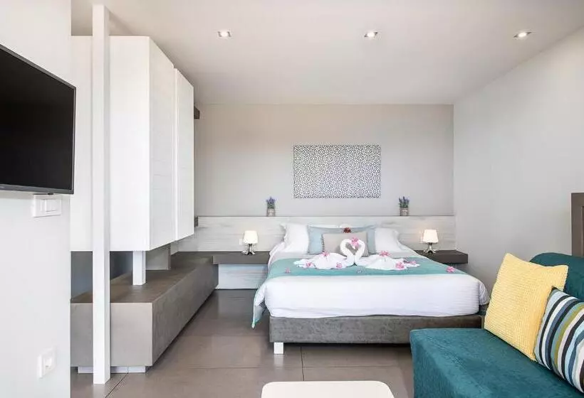 Superior Studio Sea View, Kavos Hotel & Suites