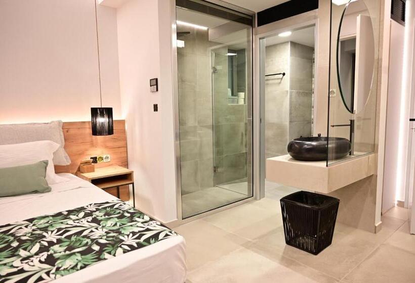 Полулюкс с Бассейном, Kavos Hotel & Suites