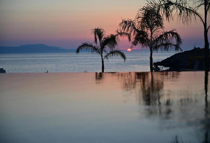 Полулюкс с Бассейном, Kavos Hotel & Suites