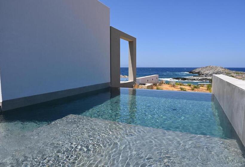 Полулюкс с Бассейном, Kavos Hotel & Suites