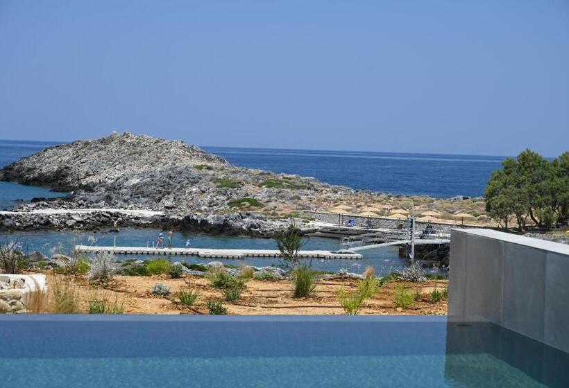 Полулюкс с Бассейном, Kavos Hotel & Suites