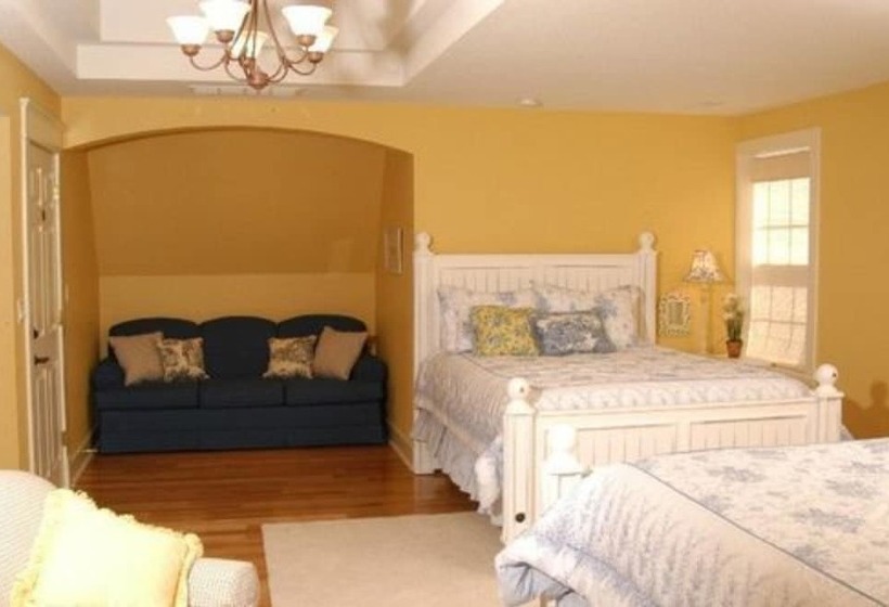 スタンダードルーム, Timber Creek Bed & Breakfast