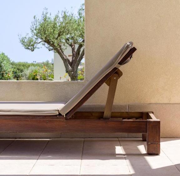 带花园景观和一个卧室的别墅, Agua Green Resort