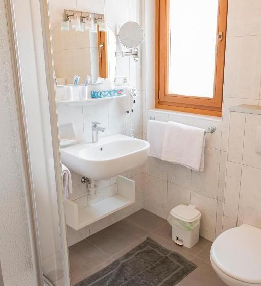 דירה בת חדר שינה 1 עם מרפסת, Garni Birkenau