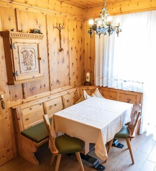 דירה בת חדר שינה 1 עם מרפסת, Garni Birkenau