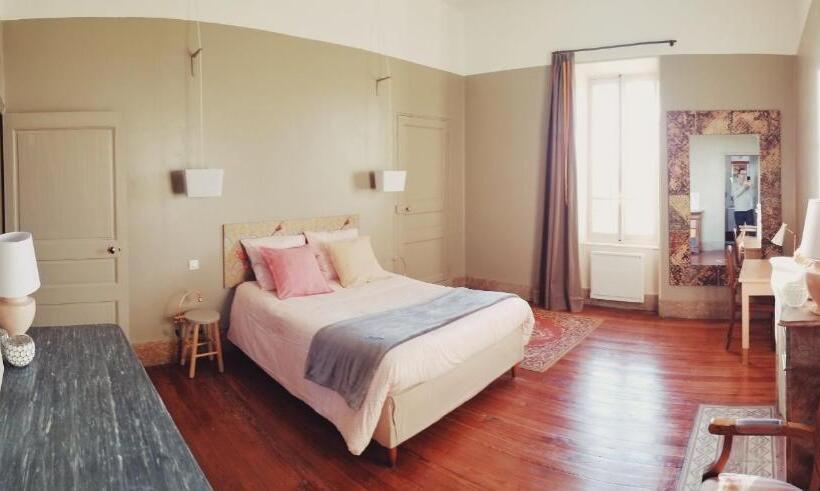 スタンダードルーム, Fontclaire En Provence