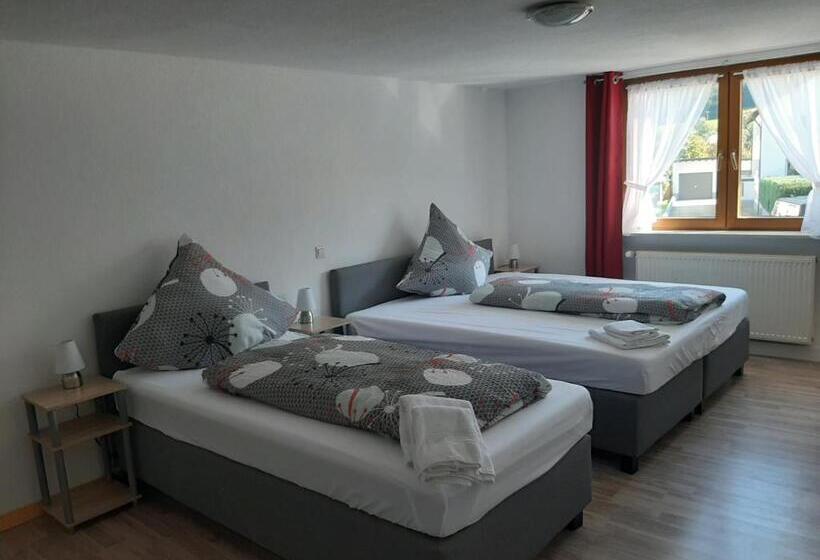 스탠다드 트리플 룸, Gästehaus Pension Waldhorn