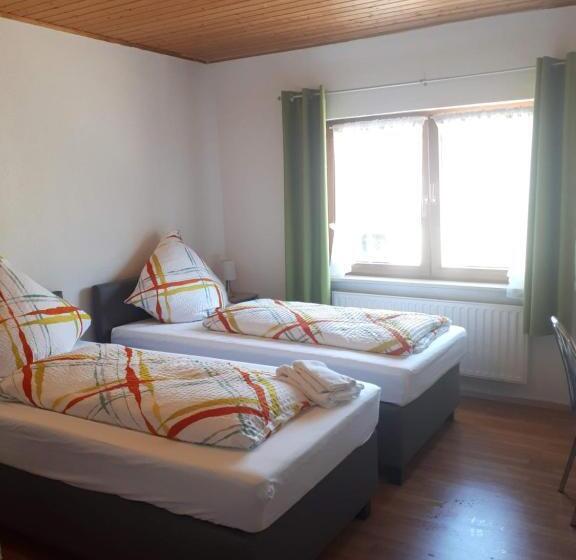 Quarto Estandar, Gästehaus Pension Waldhorn