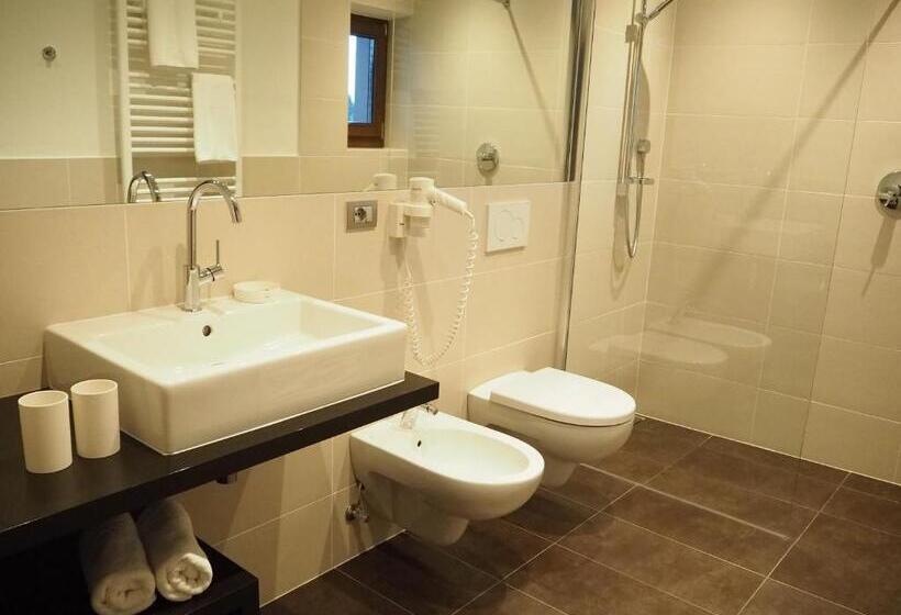 Номер Стандарт Индивидуальный с Балконом, Gasthof Wieser