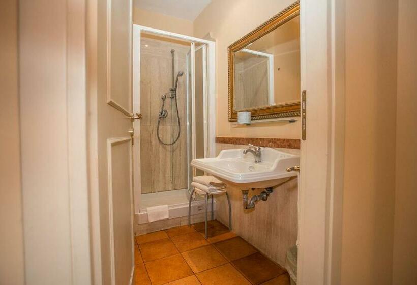 스탠다드 트리플 룸, Quadrifoglio Roma Eur