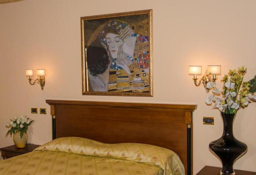 스탠다드 룸, Quadrifoglio Roma Eur