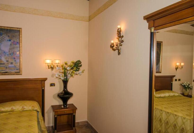 스탠다드 룸, Quadrifoglio Roma Eur