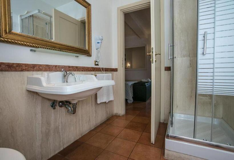 자쿠지 스위트, Quadrifoglio Roma Eur