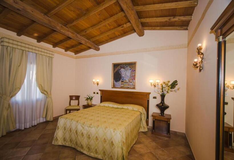 스탠다드 룸, Quadrifoglio Roma Eur