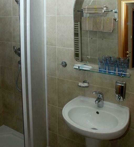 חדר סטנדרט לשלושה, Restaurant Modrá Hvězda