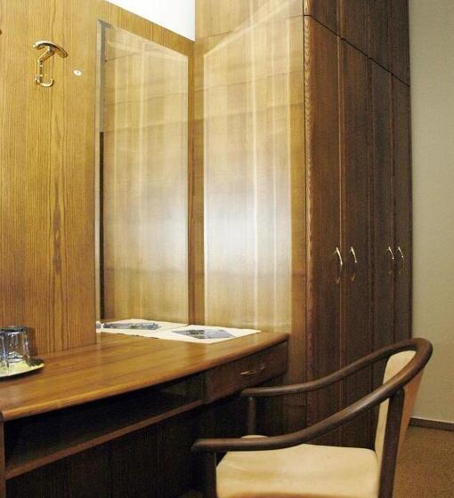 חדר סטנדרט לשלושה, Restaurant Modrá Hvězda