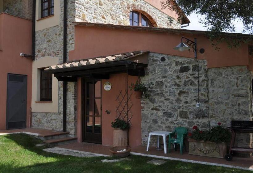 Apartamento 3 Dormitórios, Tenuta Poggetti E Santa Laura