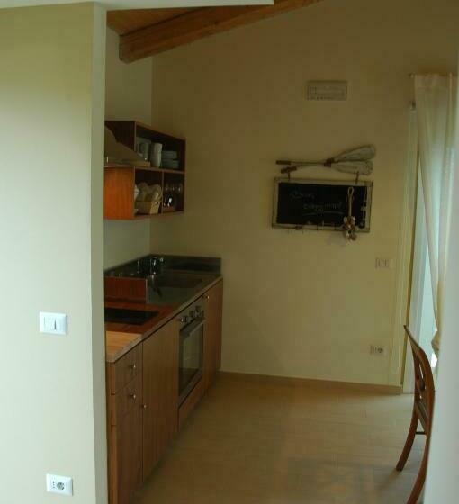 شقة غرفة واحدة, Tenuta San Marcello