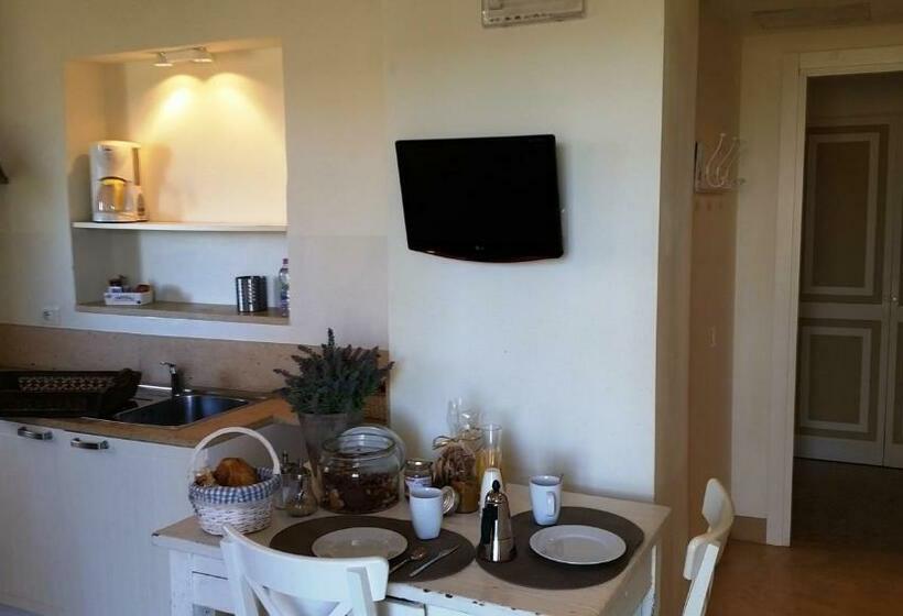 شقة غرفتين, Tenuta San Marcello