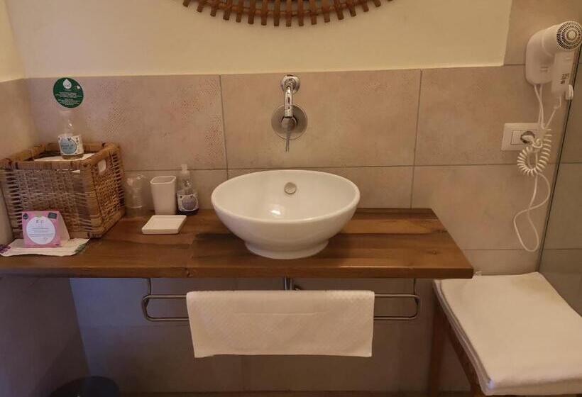 غرفة قياسية ثلاثية, Tenuta San Marcello