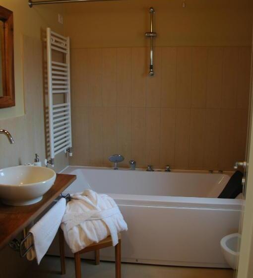 شقة غرفة واحدة, Tenuta San Marcello