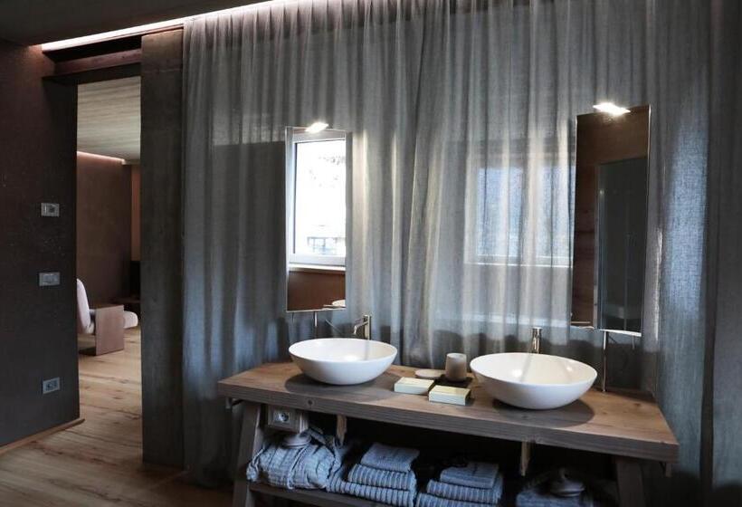 Suite z Balkonem, Tulipa Natural Home