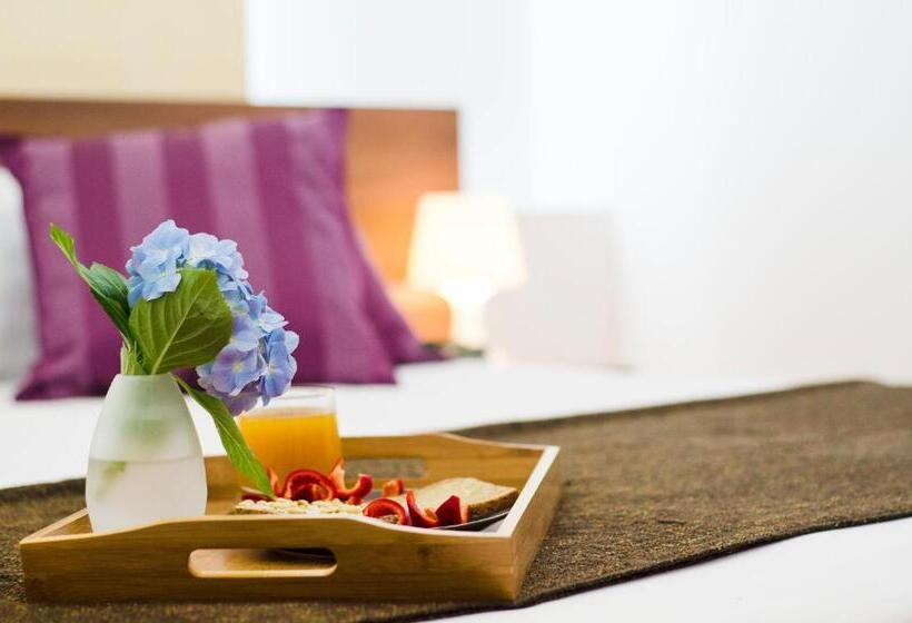 דירת חדר עם טרסה, 6 Apartments