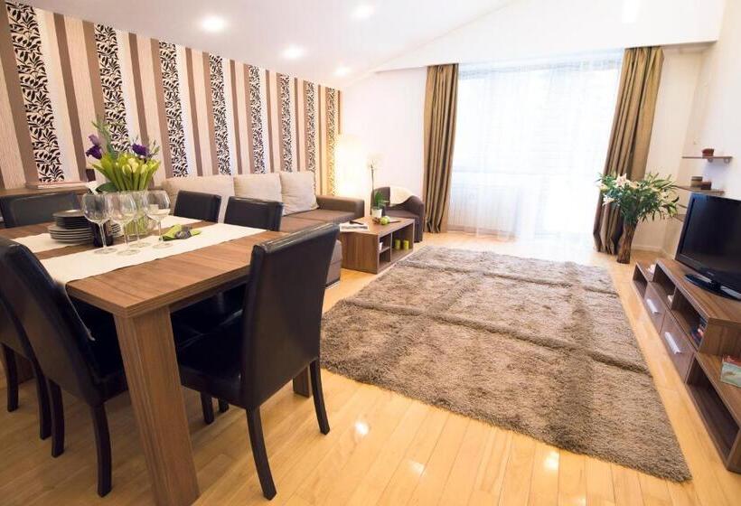 Апартаменты 2 Спальни с Террасой, 6 Apartments