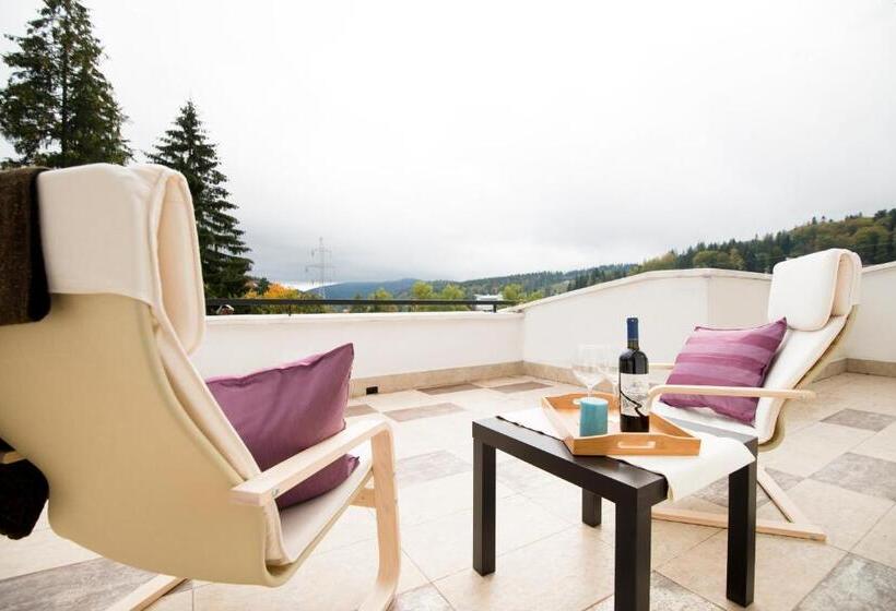 Апартаменты 2 Спальни с Террасой, 6 Apartments