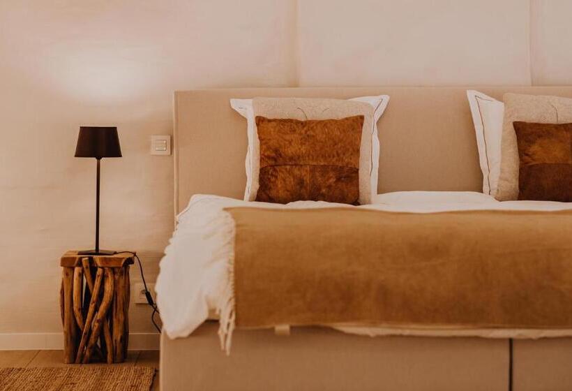 חדר דחוקס עם מיטת קינג, B&b Anna9