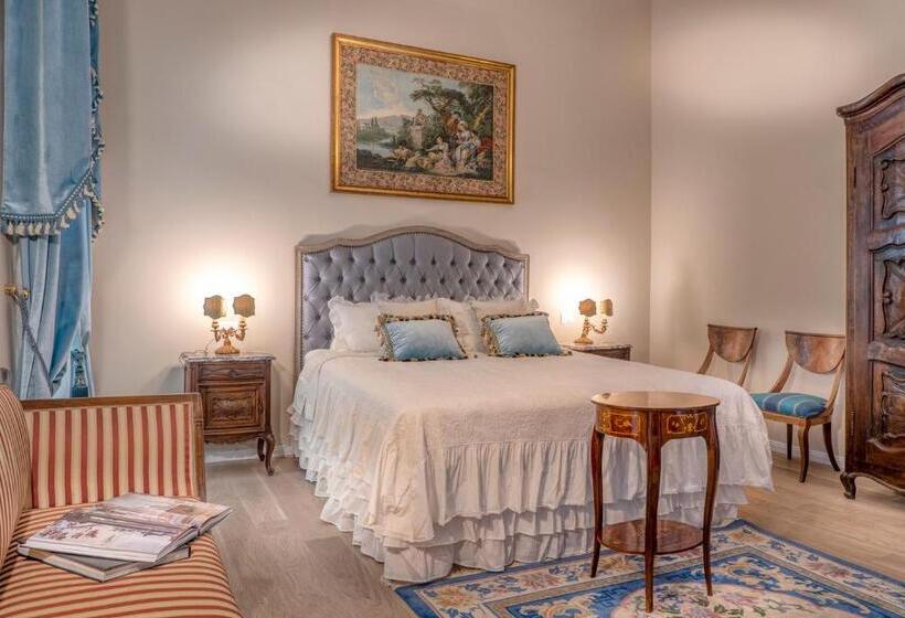 バルコニー付きデラックスルーム, Palazzo Cavagna Sangiuliani