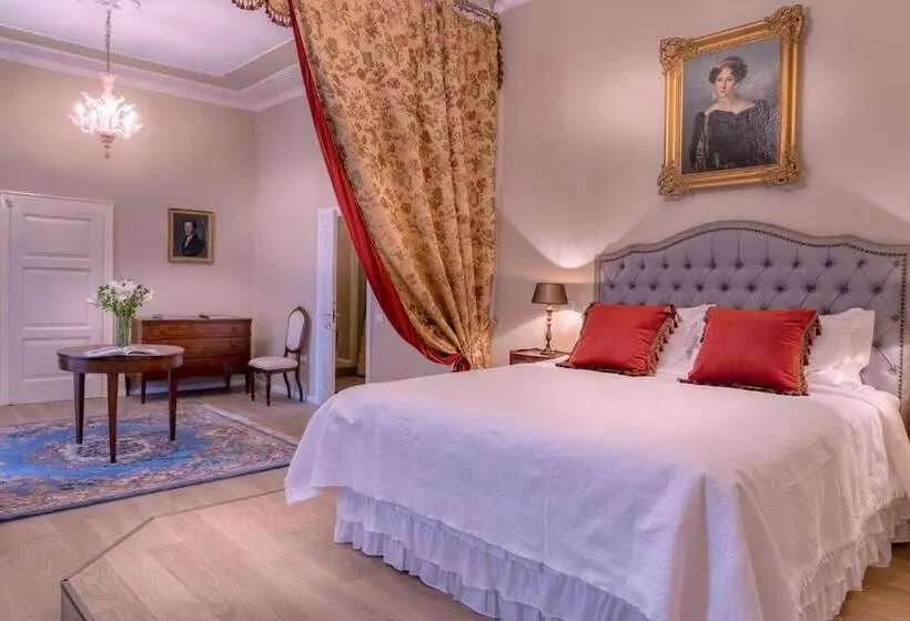 バルコニー付きデラックスルーム, Palazzo Cavagna Sangiuliani