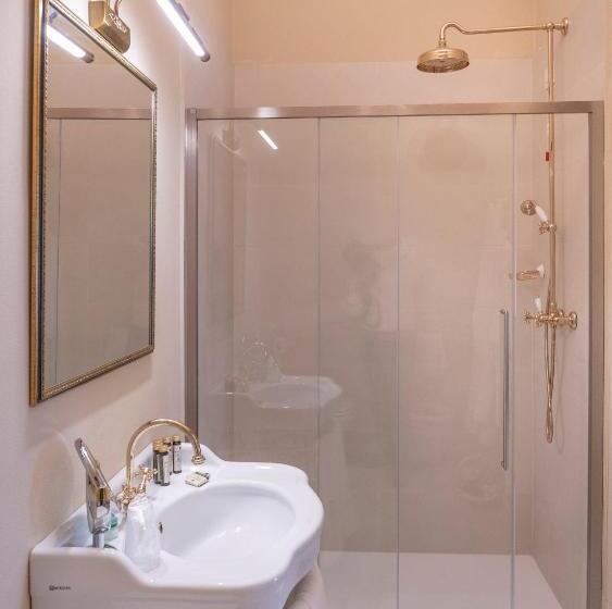 デラックスルーム, Palazzo Cavagna Sangiuliani