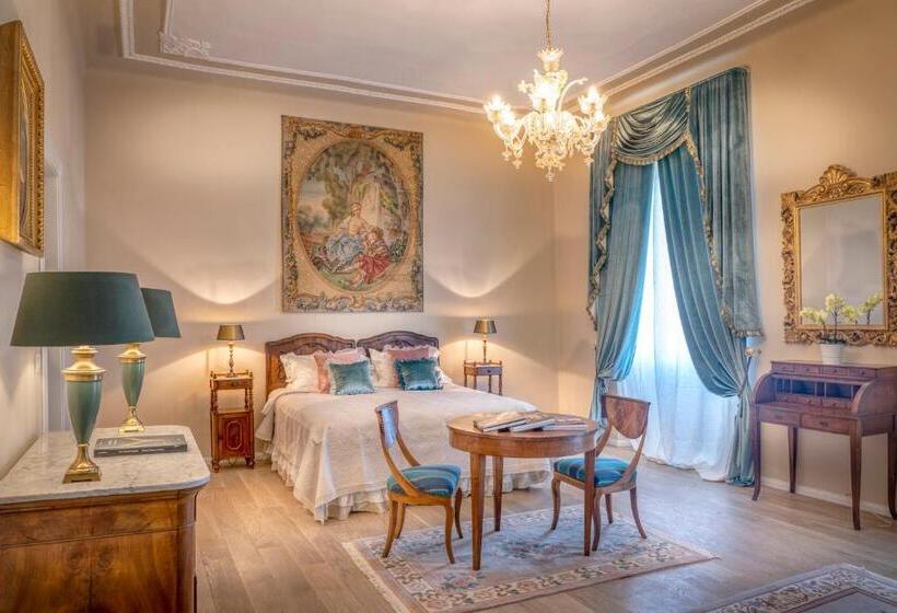 Номер Deluxe, Palazzo Cavagna Sangiuliani